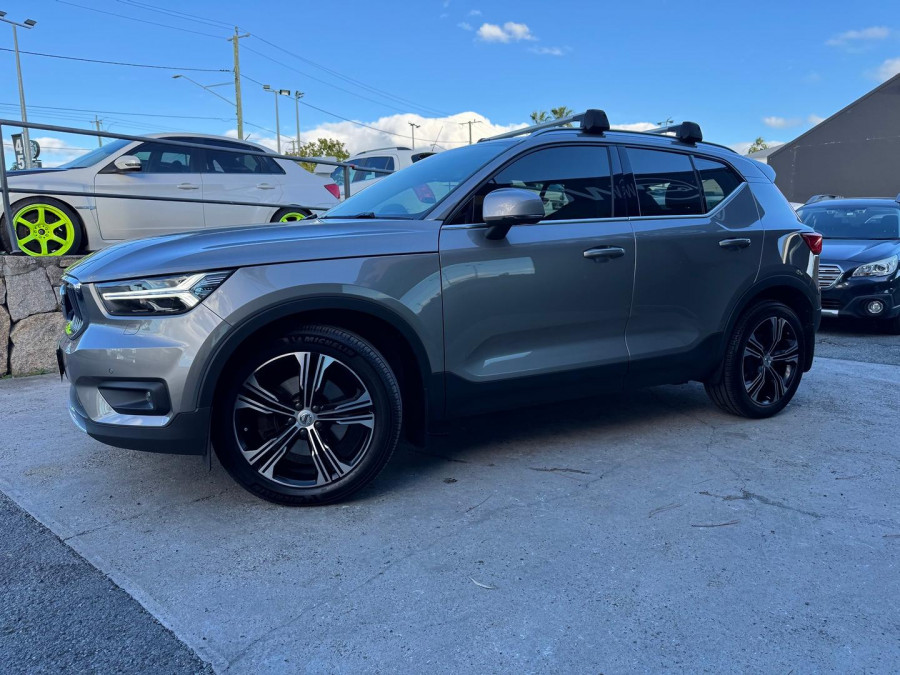 2020 Volvo XC40 XZ T4 Inscription SUV Image 1