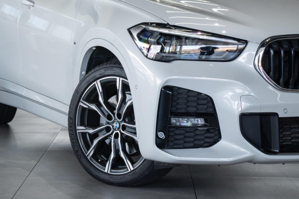 2021 BMW X1 F48 LCI sDrive20i SUV image 6