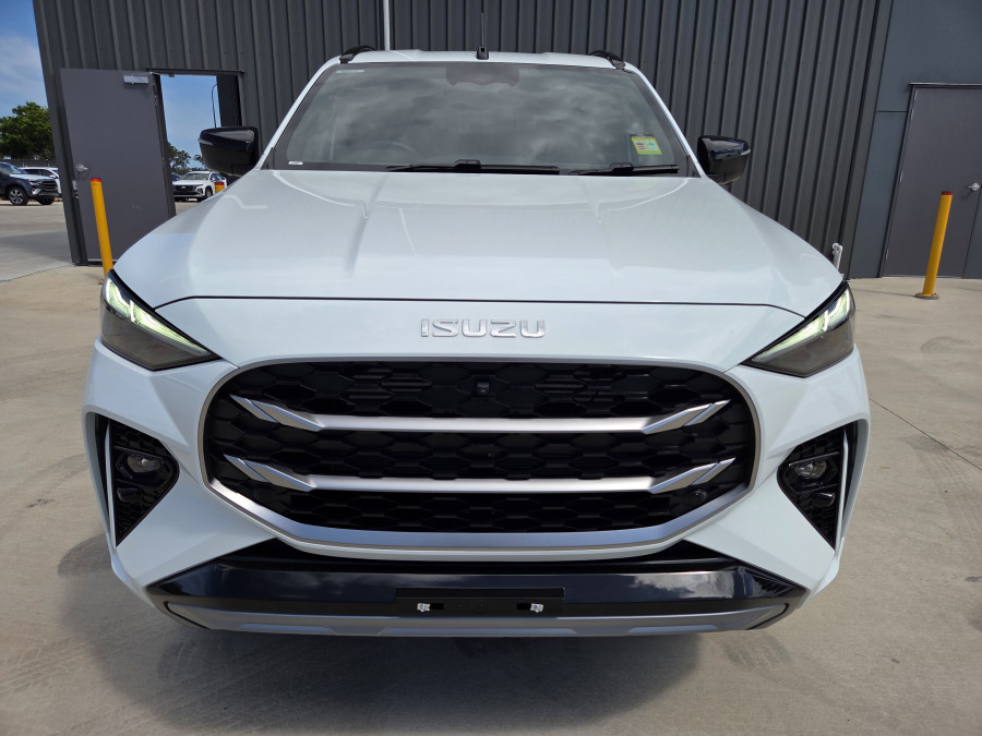 2025 MY25.5 Isuzu MU-X RJ LS-T SUV Image 8