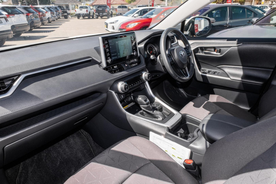 2021 Toyota RAV4 MXAA52R GXL SUV Image 8