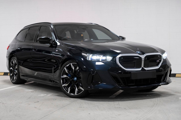 BMW i5 M60 xDrive G61