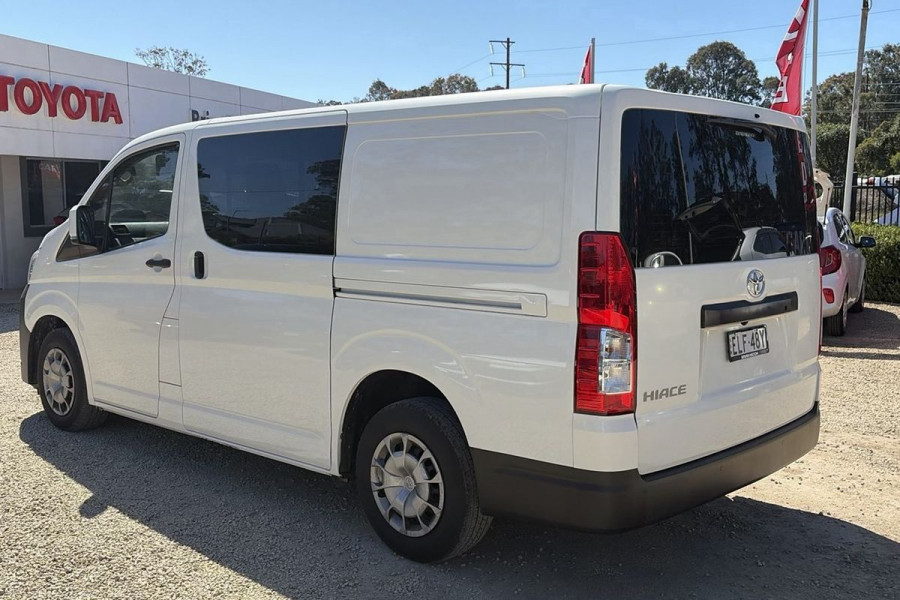 2020 Toyota HiAce GDH300R  Van Image 8
