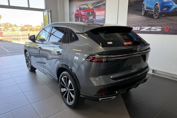 2024 MY24.5 MG HS AS33 Essence SUV Image 5