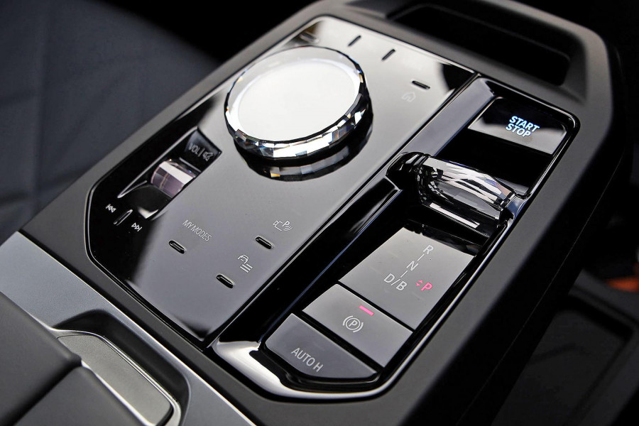 2025 BMW iX I20 xDrive45 M Sport SUV