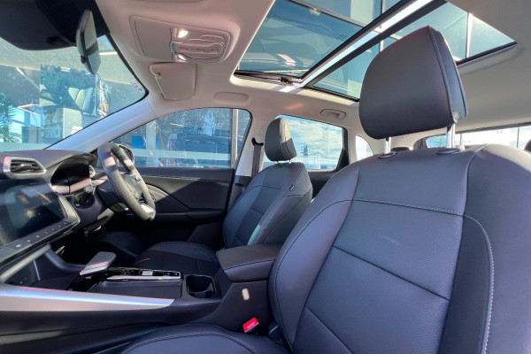 2026 MY26.5 MG ZS ZS32 Essence Hybrid+ SUV Image 3