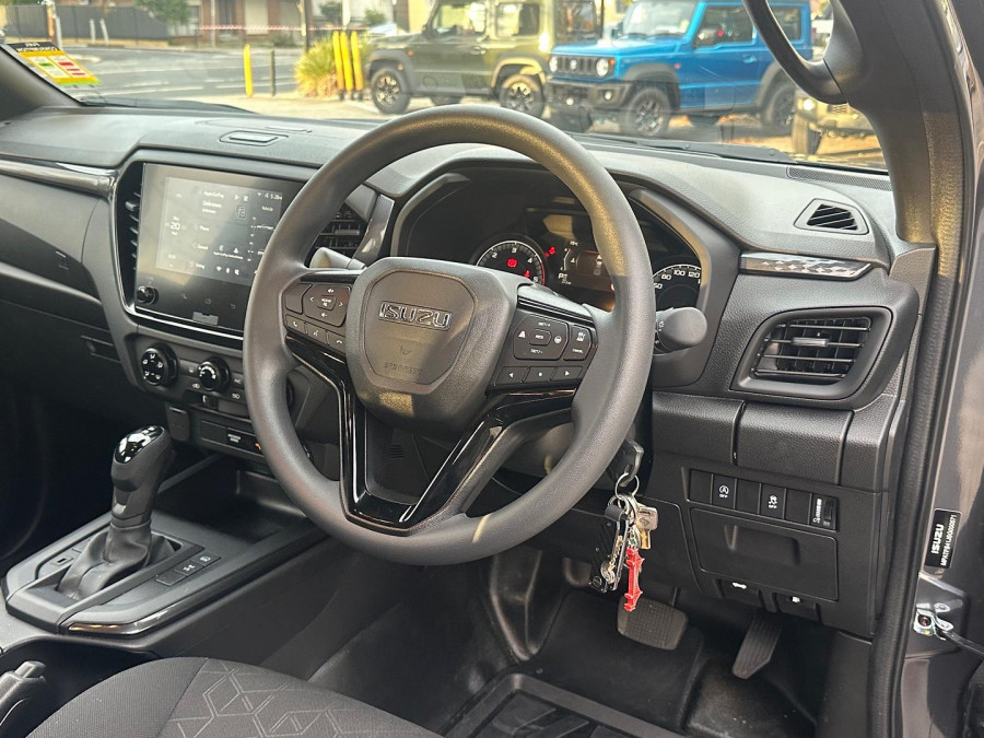 2025 MY25.5 Isuzu D-MAX RG X-RIDER Ute Image 11