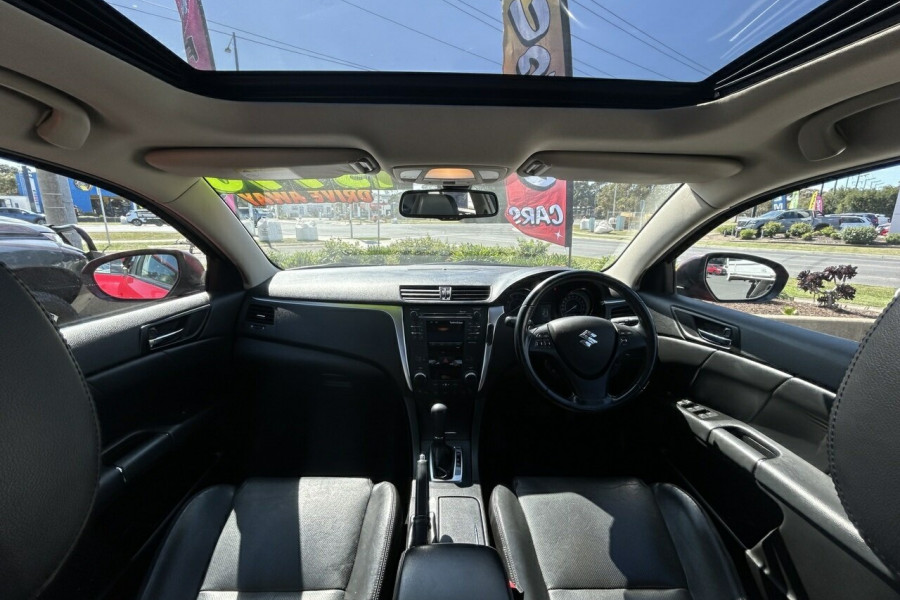 2012 Suzuki Kizashi FR MY11 Prestige Sedan Image 22