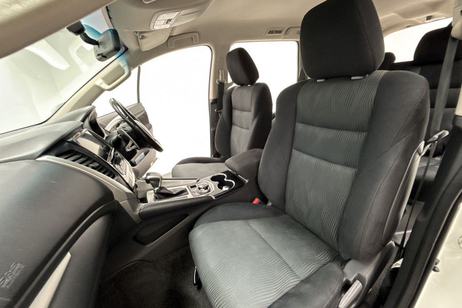 2019 Mitsubishi Pajero Sport QE GLX SUV Image 11
