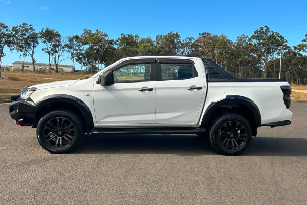2023 Isuzu D-MAX RG X-TERRAIN Ute Image 6