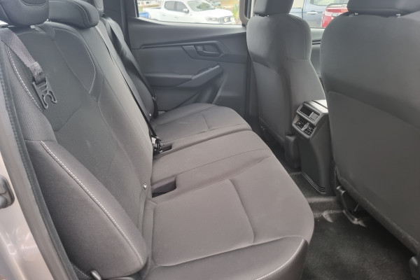 2026 Isuzu D-MAX RG SX Cab Chassis Image 10