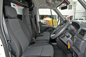 2019 MY20 Renault Master X62 Phase 2 MY20 Pro Mid Roof MWB AMT 110kW Van