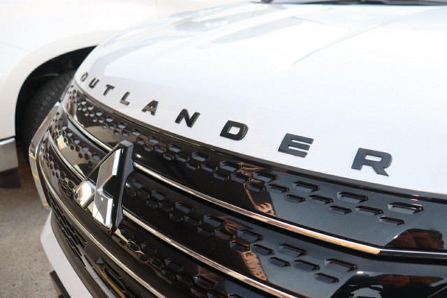 2022 Mitsubishi Outlander ZM Exceed Tourer SUV Image 6