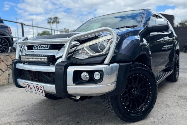 2018 Isuzu MU-X LS-U SUV Image 2