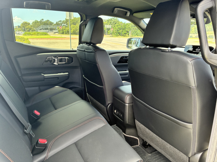 2025 Mitsubishi Triton MV  GSR Cab Chassis Image 15