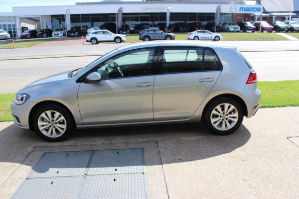 2019 Volkswagen Golf 7.5 110TSI Trendline Hatch Image 2