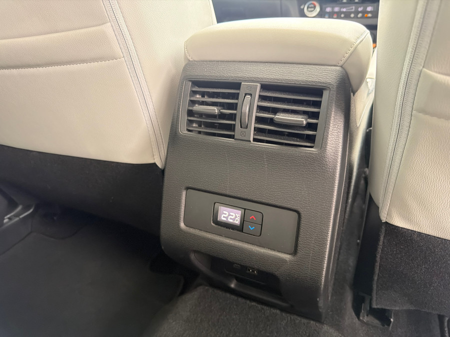 2021 MY22 Mitsubishi Outlander ZM Exceed SUV Image 15