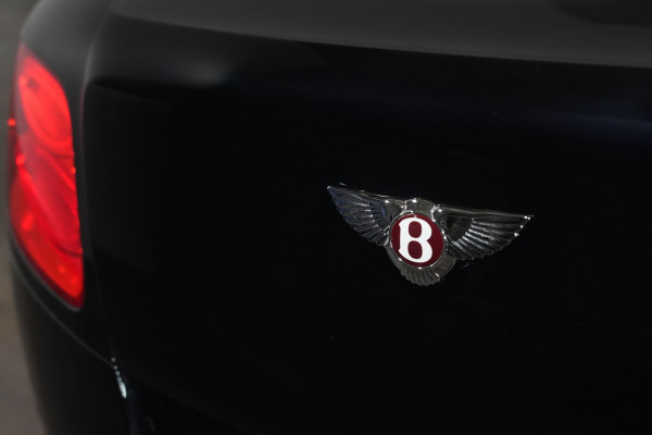 2012 Bentley Continental GTC V8 Convertible Image 9