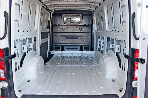 2019 Volkswagen Crafter SY1 35 TDI410 MWB Van Image 8