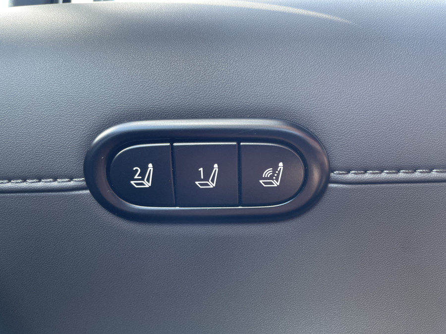 2027 Hyundai Palisade Calligraphy Black Ink SUV Image 28