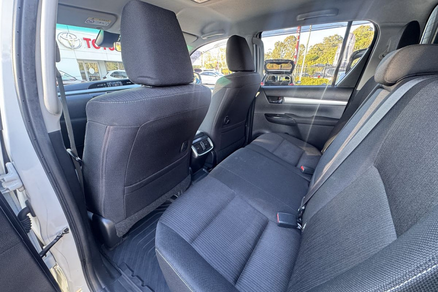 2022 Toyota HiLux GUN126R SR5 Ute Image 17