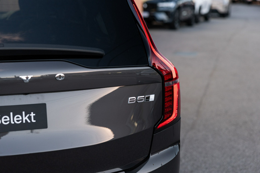 2025 MY26 Volvo XC90 L Series Ultra B5 Dark SUV Image 21