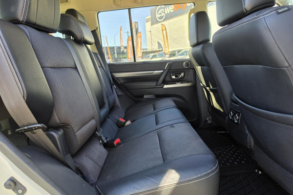 2021 MY22 Mitsubishi Pajero NX GLS SUV Image 17