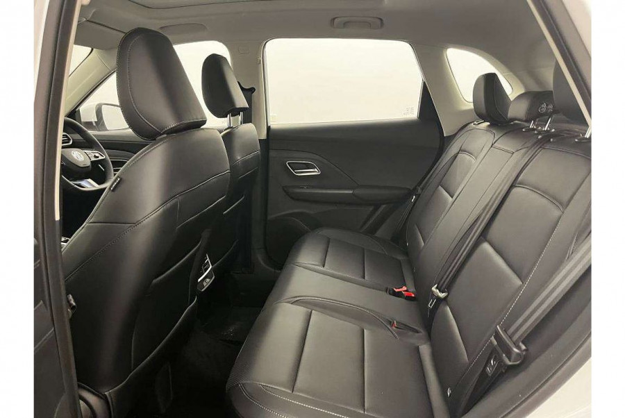 2024 MY24.5 MG ZS ZS32 Essence Hybrid+ SUV Image 16