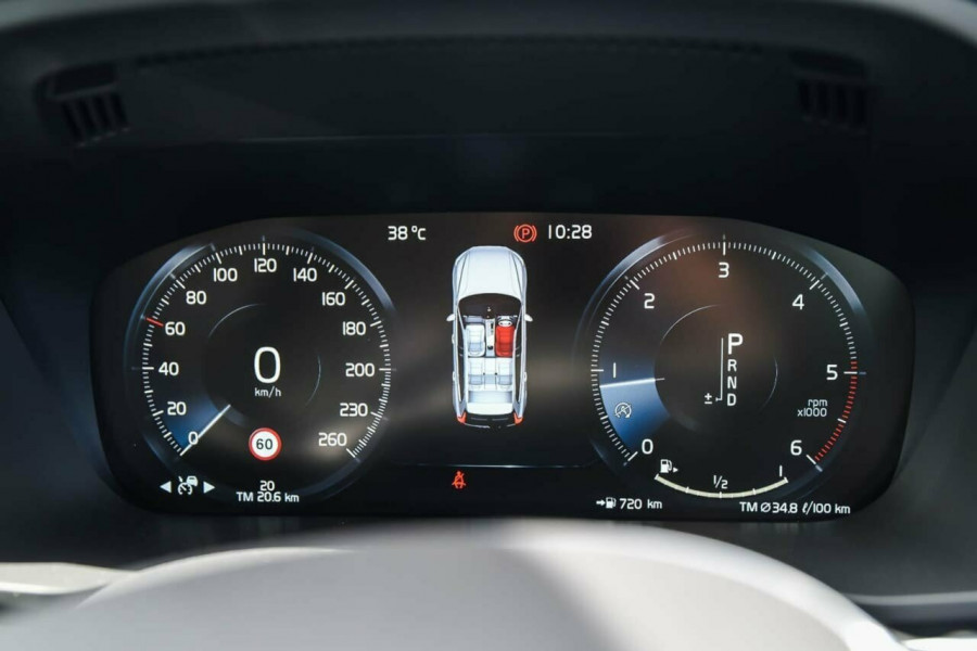 2019 MY20 Volvo XC60 UZ D4 Momentum Suv Image 13