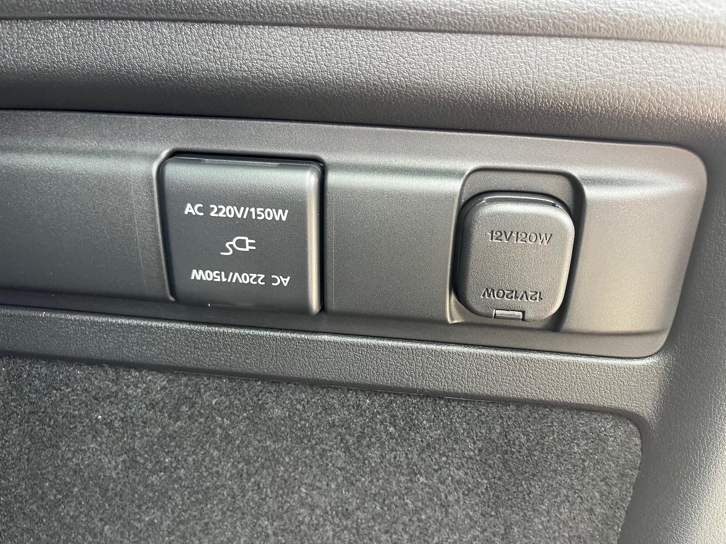 2024 Mazda CX-80 KL G40e GT SUV Image 20