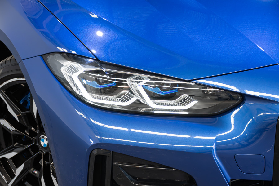 2022 BMW 4 Series M440i xDrive Coupe Image 2