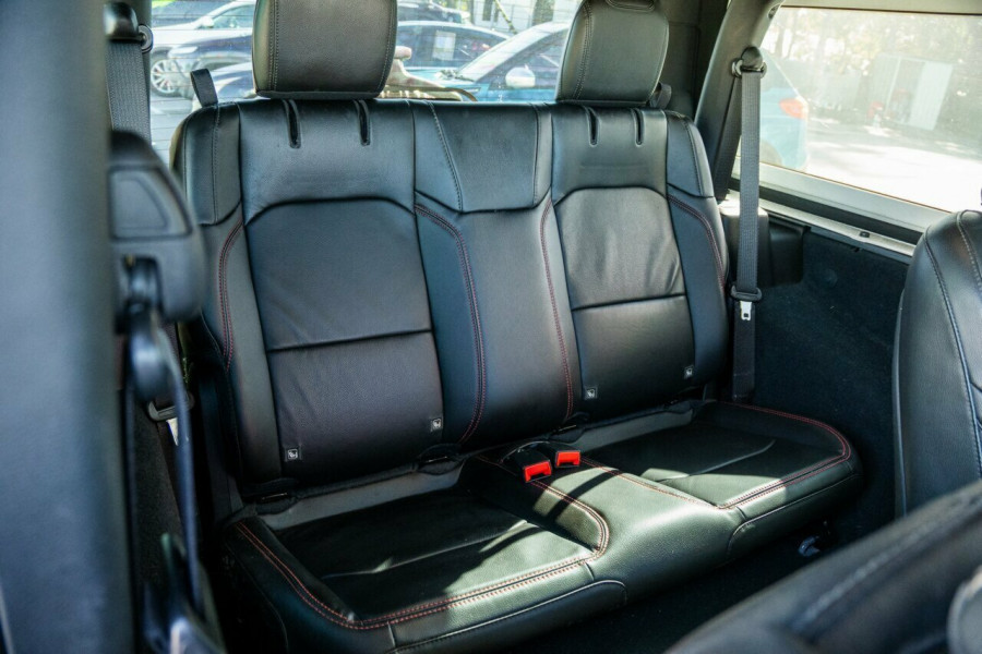 2022 Jeep Wrangler JL Rubicon SUV Image 9