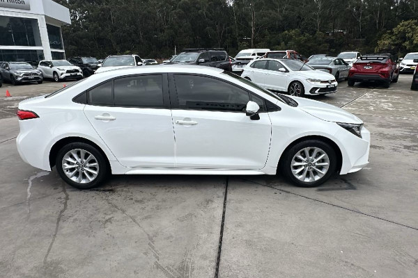 2022 Toyota Corolla MZEA12R Ascent Sport Sedan Image 3