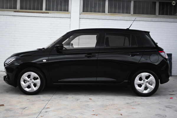 2026 Suzuki Swift UZ Hybrid Plus Hatch Image 5