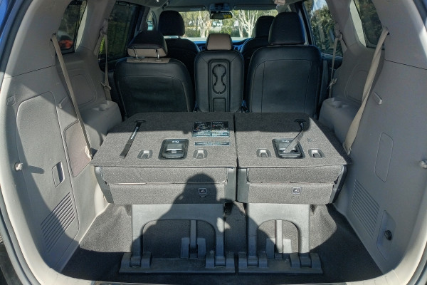 2019 Kia Carnival YP Platinum Van Image 9