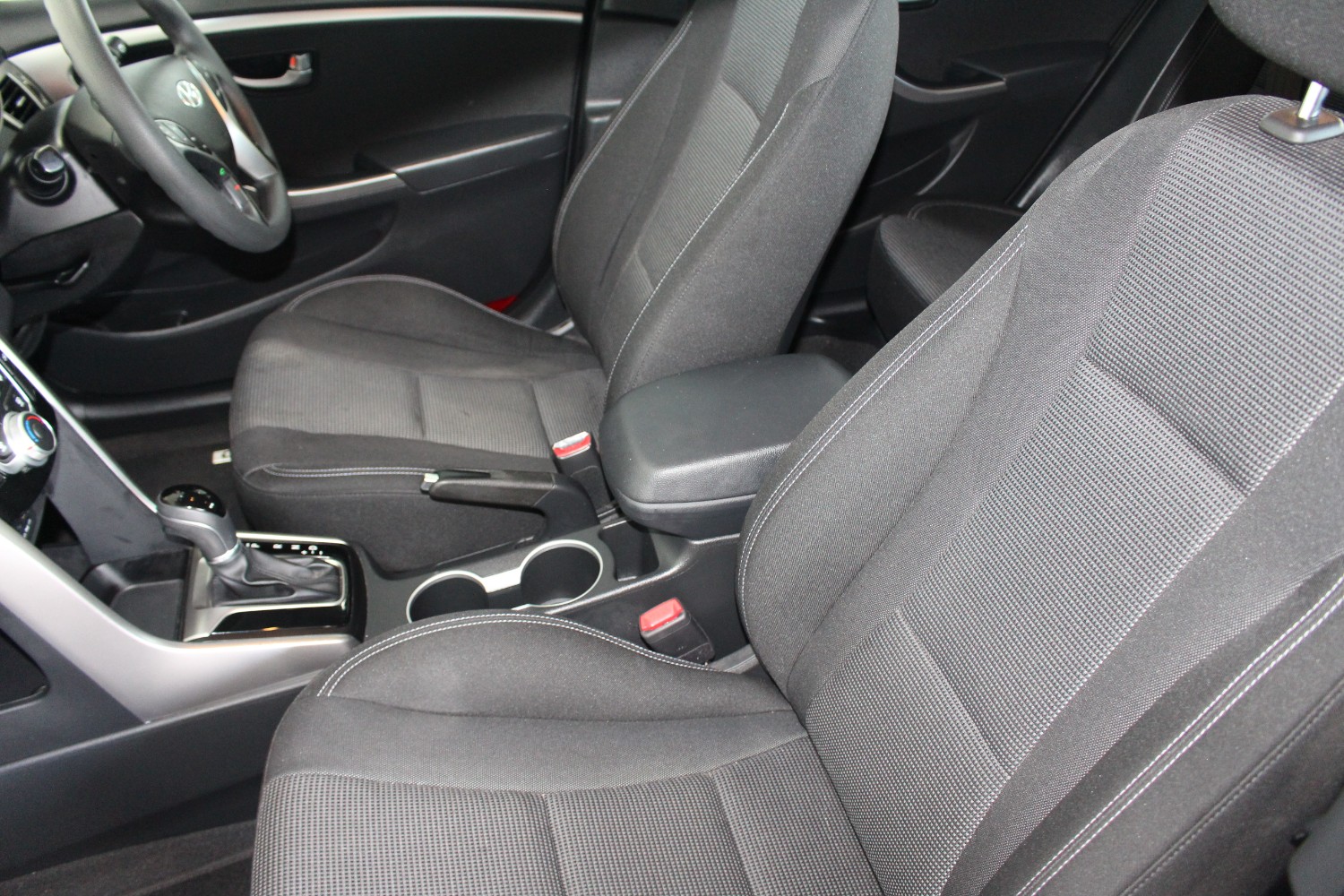 2016 Hyundai i30 GD3 Series II Active Hatch Image 12