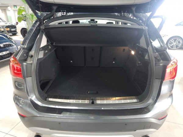 2018 BMW X1 F48 sDrive20i SUV image 15
