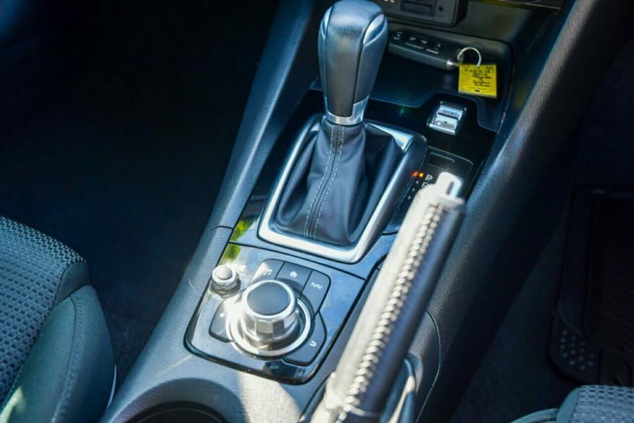 2017 Mazda 3 BN5278 Maxx SKYACTIV-Drive Sedan Image 12