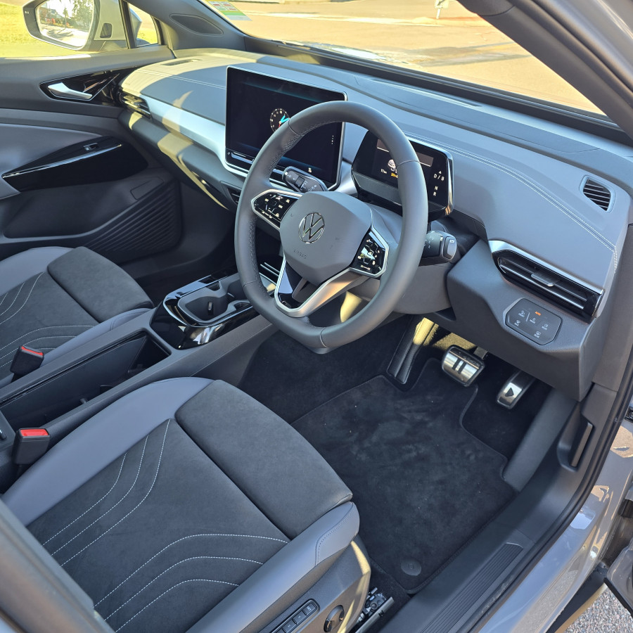 2025 MY25.5 Volkswagen ID. 5 E2 Pro SUV Image 15