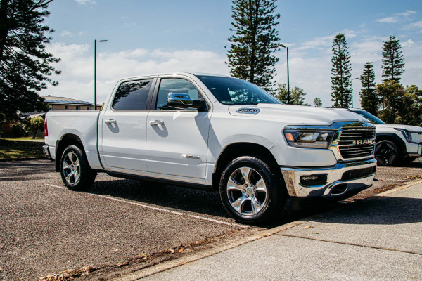 2024 Ram Laramie Ute