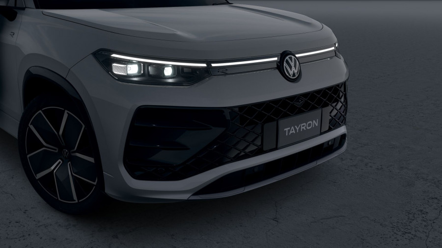2025 MY26 Volkswagen Tayron R4 195TSI R-Line SUV Image 11