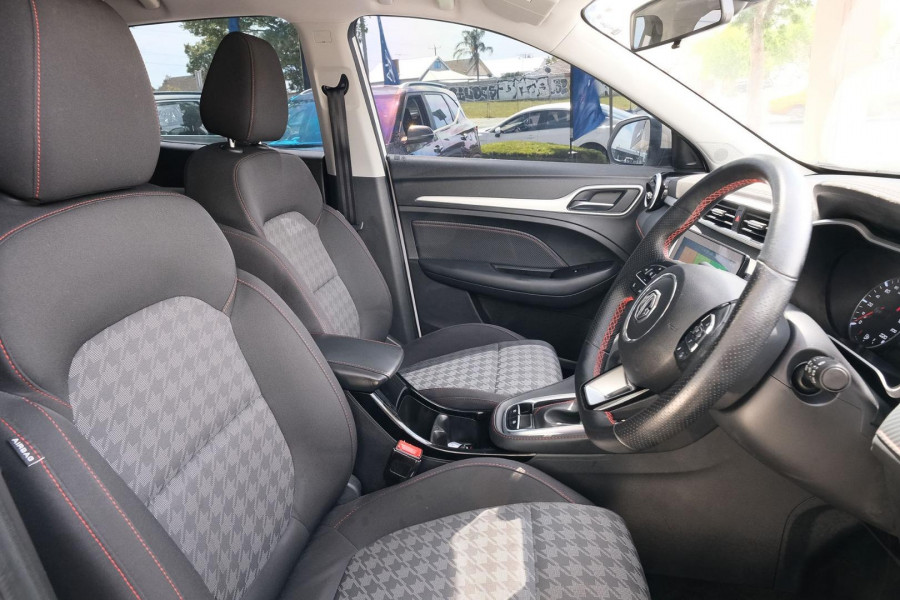 2022 MG ZST S13 Core SUV Image 12