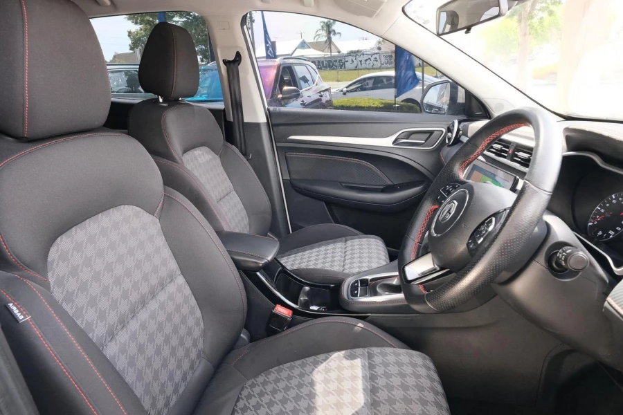 2022 MG ZST S13 Core SUV Image 12