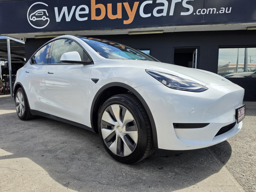 2023 Tesla Model Y  Rear-Wheel Drive SUV Image 5