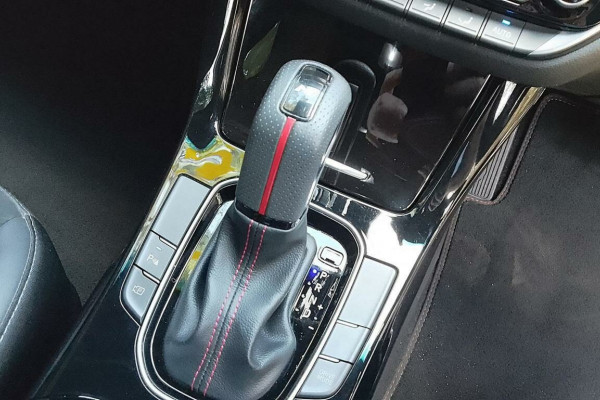 2024 MY25 Hyundai i30 PDe.V6  N Line Hatch Image 20