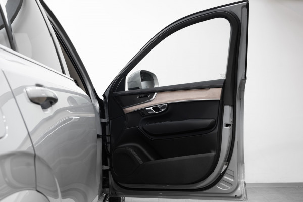 2026 Volvo XC90 L Series B5 Plus 2L MHEV AWD SUV Image 9
