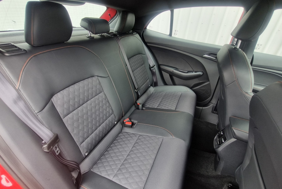 2025 MY24.5 MG MG3 ZP22 Essence Hybrid+ Hatch Image 8