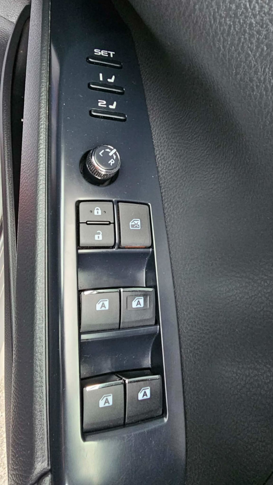 2018 Toyota Camry AXVH71R SL Sedan Image 25