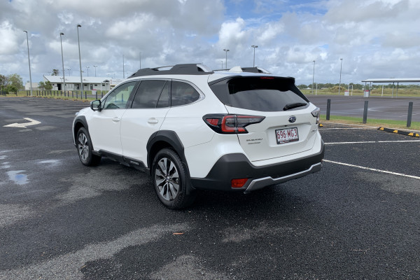 2024 Subaru Outback 6GEN AWD Touring SUV Image 5