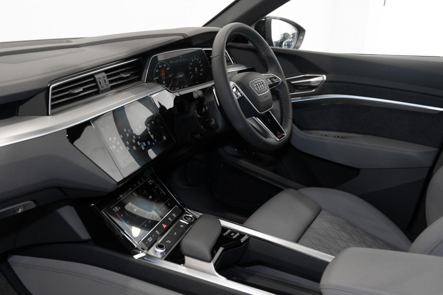 2024 Audi Q8 e-tron F1 55 SUV