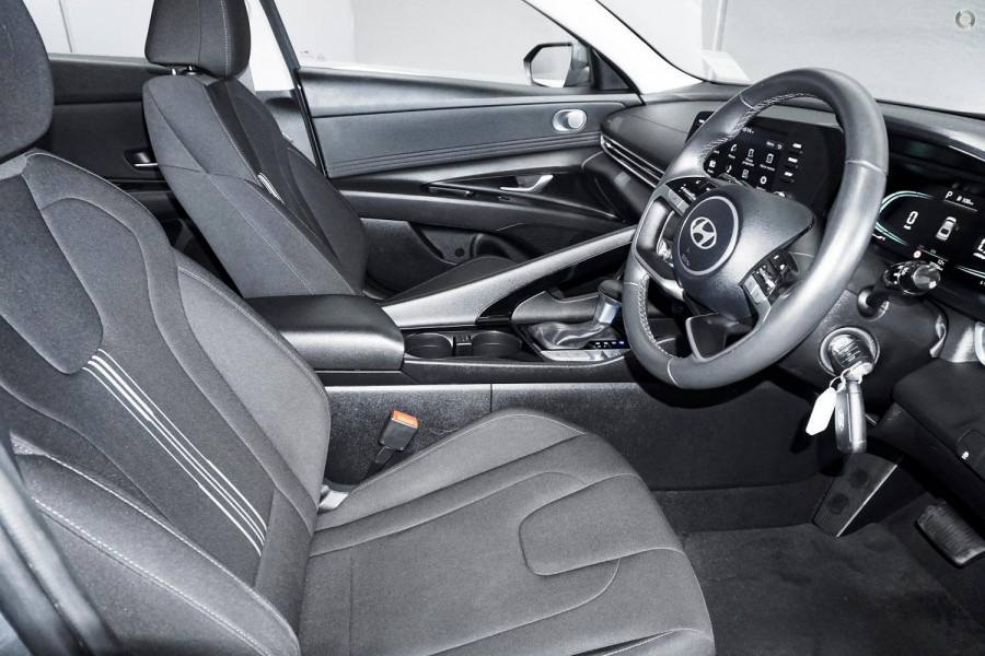 2026 Hyundai i30 CN7.V4 Elite Hybrid Sedan Image 6